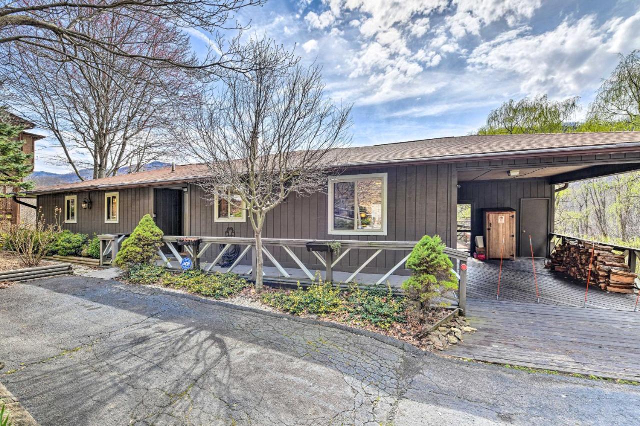 Best Location - Maggie Valley Cabin With Hot Tub! Exterior photo