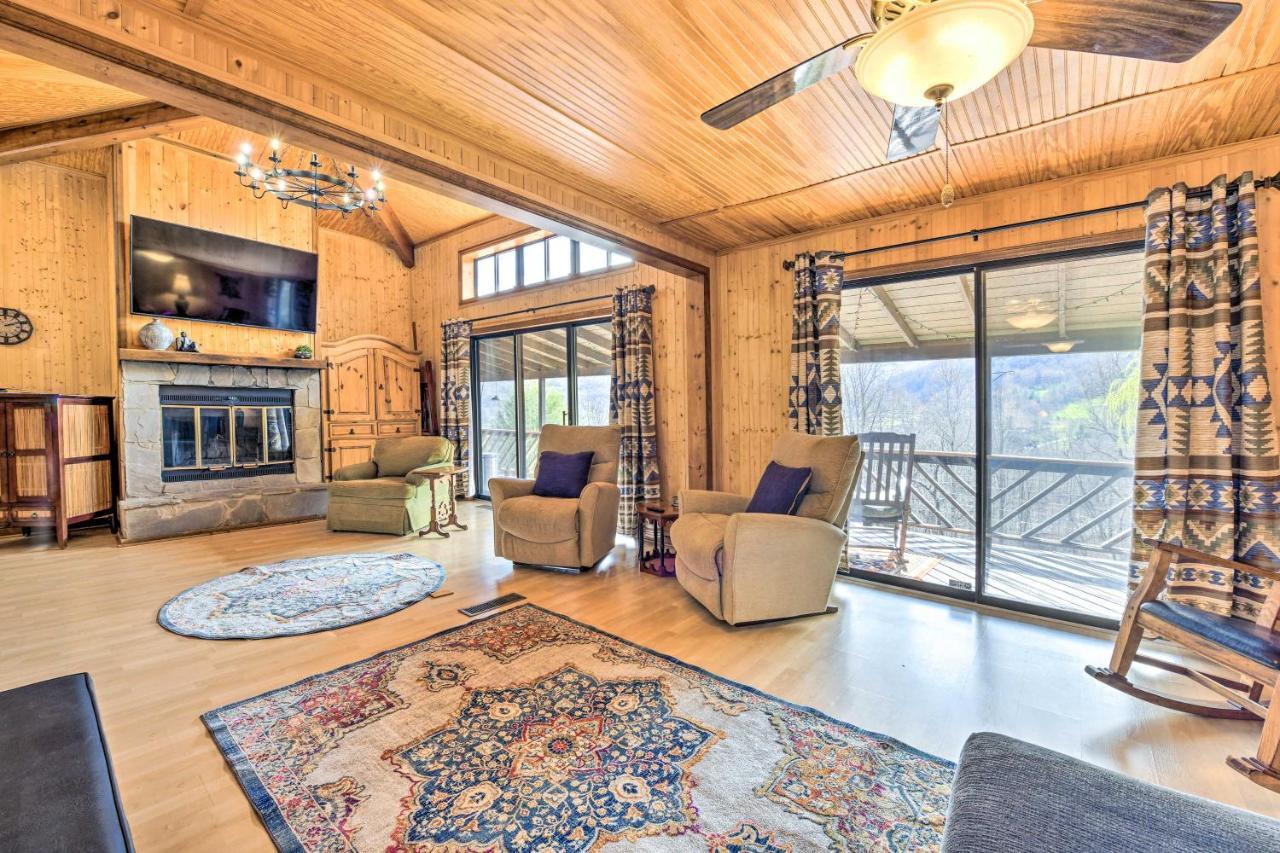 Best Location - Maggie Valley Cabin With Hot Tub! Exterior photo